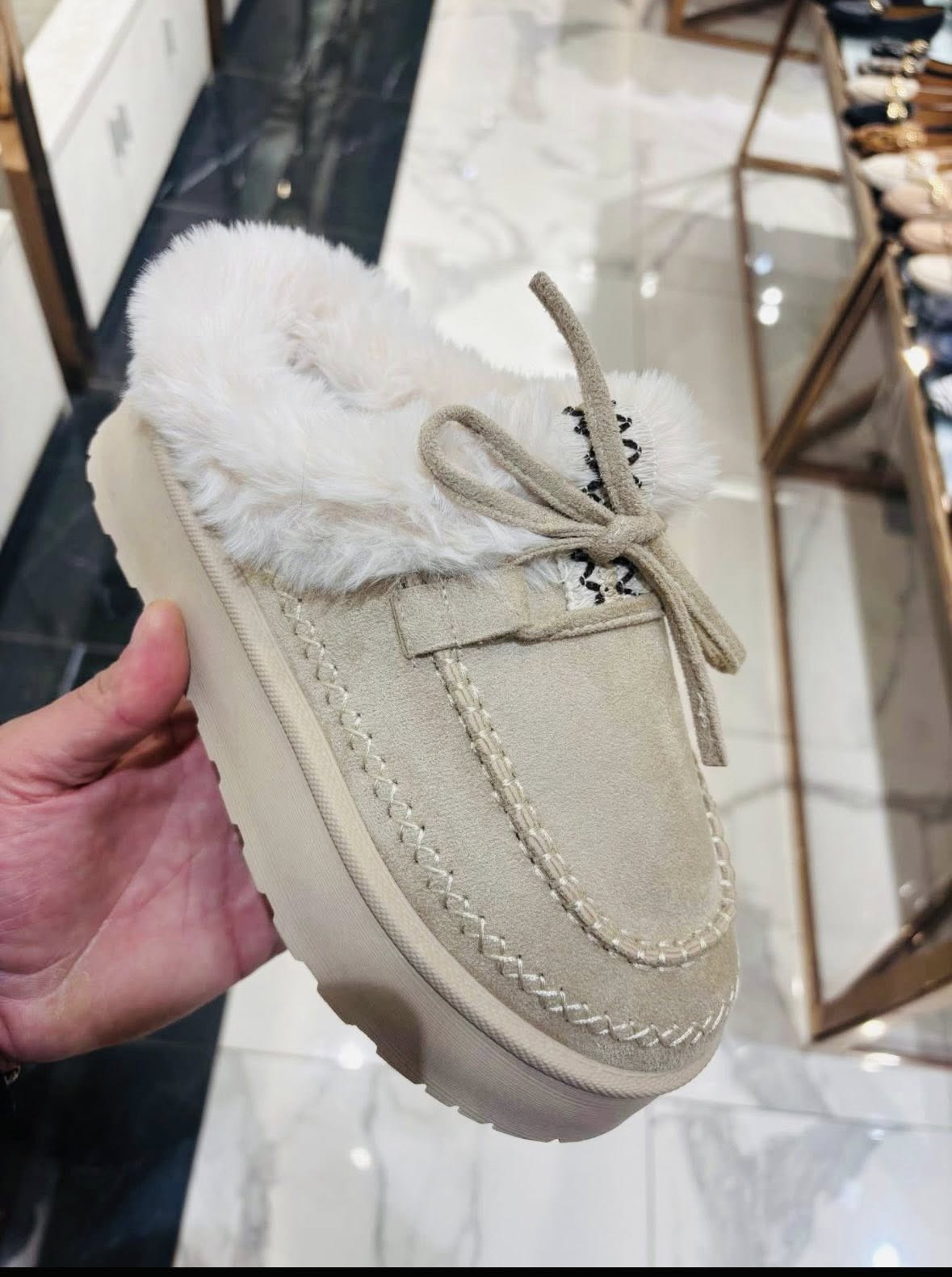 Sabot fourrés à plateforme