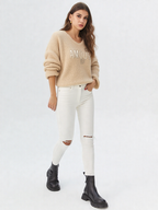 Pull oversize col V à motif "AMOUR"