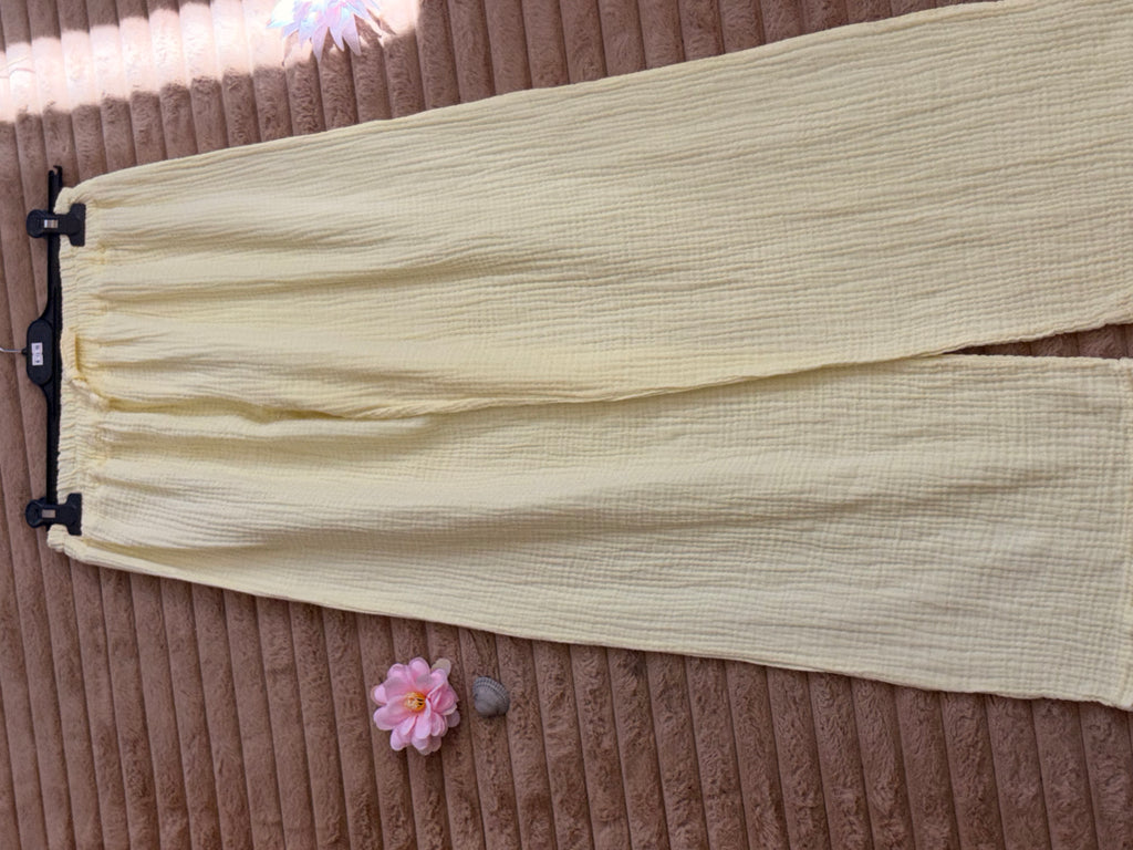 🌸 Pantalon en gaze de coton – Confort & Style 🌸