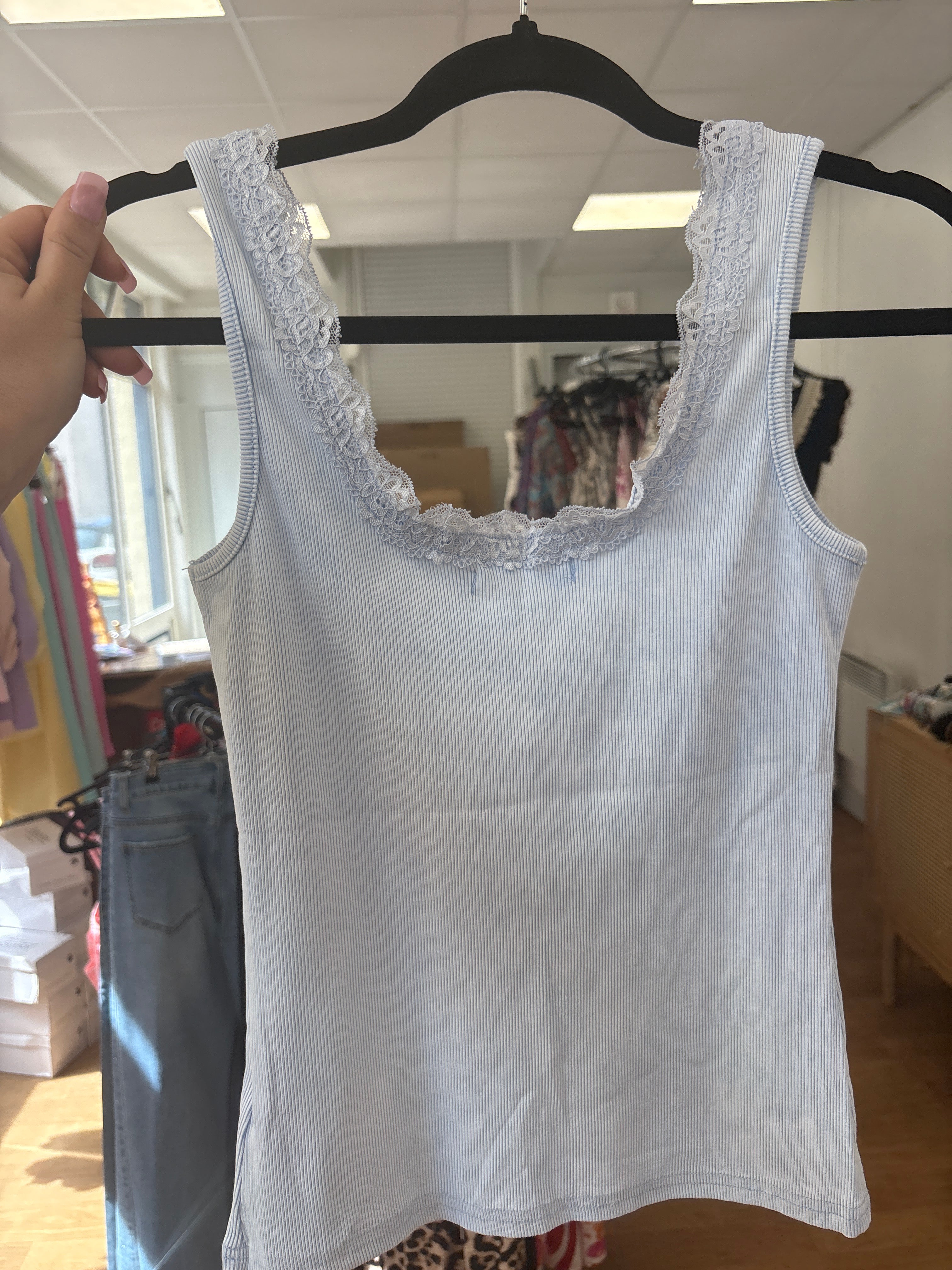 Débardeur coton côtelé dentelle douce